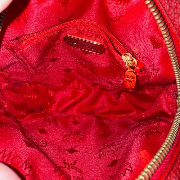 Vintage MCM tambourine crossbody bag - Picture 7 of 9